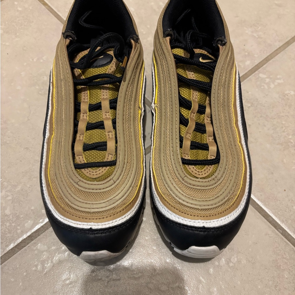 Nike Black and Tan Sneakers